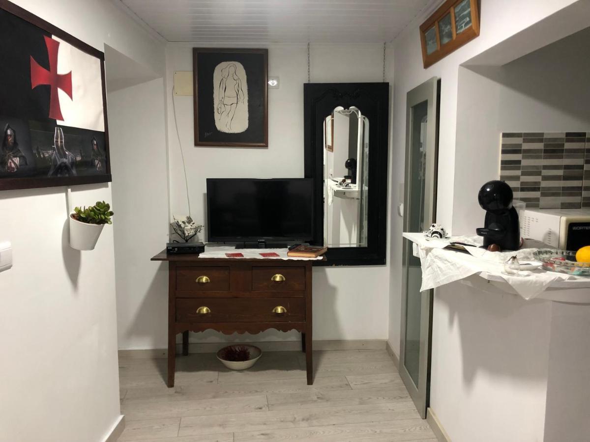 Pe Do Castelo Casinha - Pet Friendly & Garage Villa Tomar Eksteriør bilde