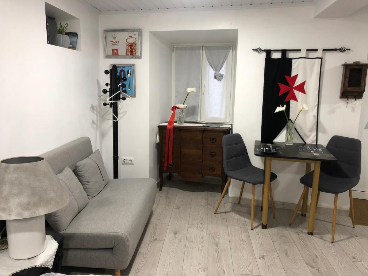 Pe Do Castelo Casinha - Pet Friendly & Garage Villa Tomar Eksteriør bilde